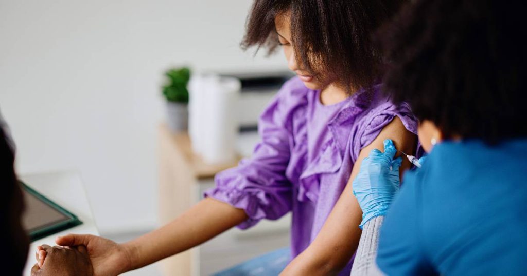 El cáncer de cuello uterino (cervical) se origina en las células que revisten el cuello uterino, la parte inferior del útero (matriz).